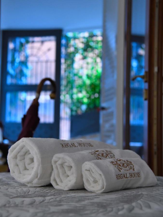Hotel Regal House Roma Capucci 6 Exterior foto