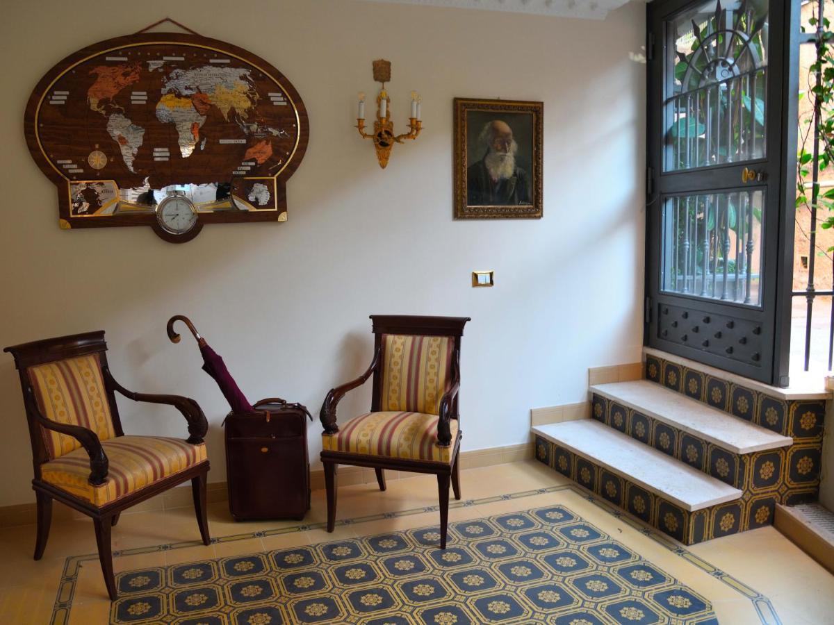 Hotel Regal House Roma Capucci 6 Exterior foto
