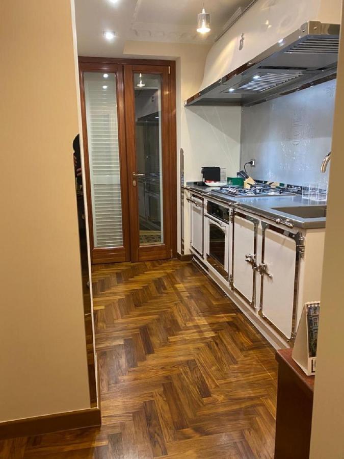 Hotel Regal House Roma Capucci 6 Exterior foto
