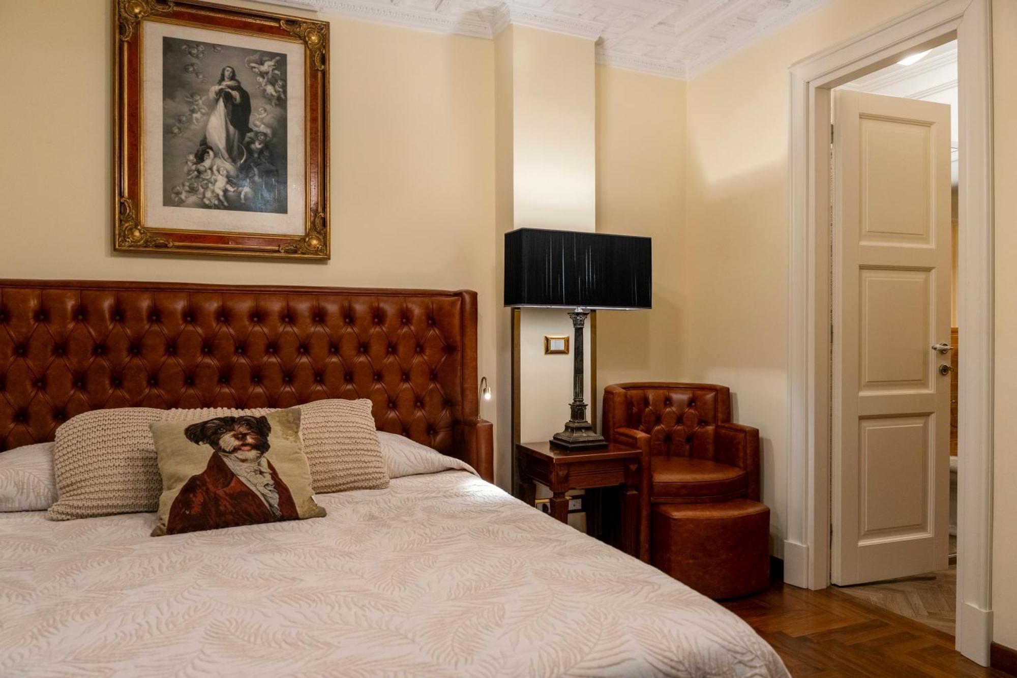 Hotel Regal House Roma Capucci 6 Exterior foto